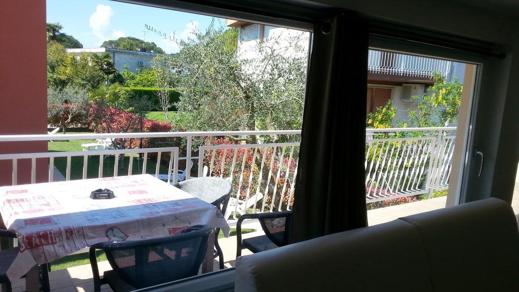 Elison Apartment *